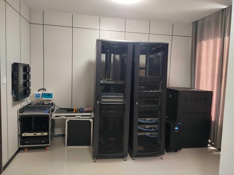 ���������Ϻ��ǵ��ӿƼ����޹�˾����������������,ϵͳ���ɹ���